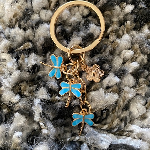 New! Baby Blue Dragonfly And Flower Keychain! - Picture 3 of 3